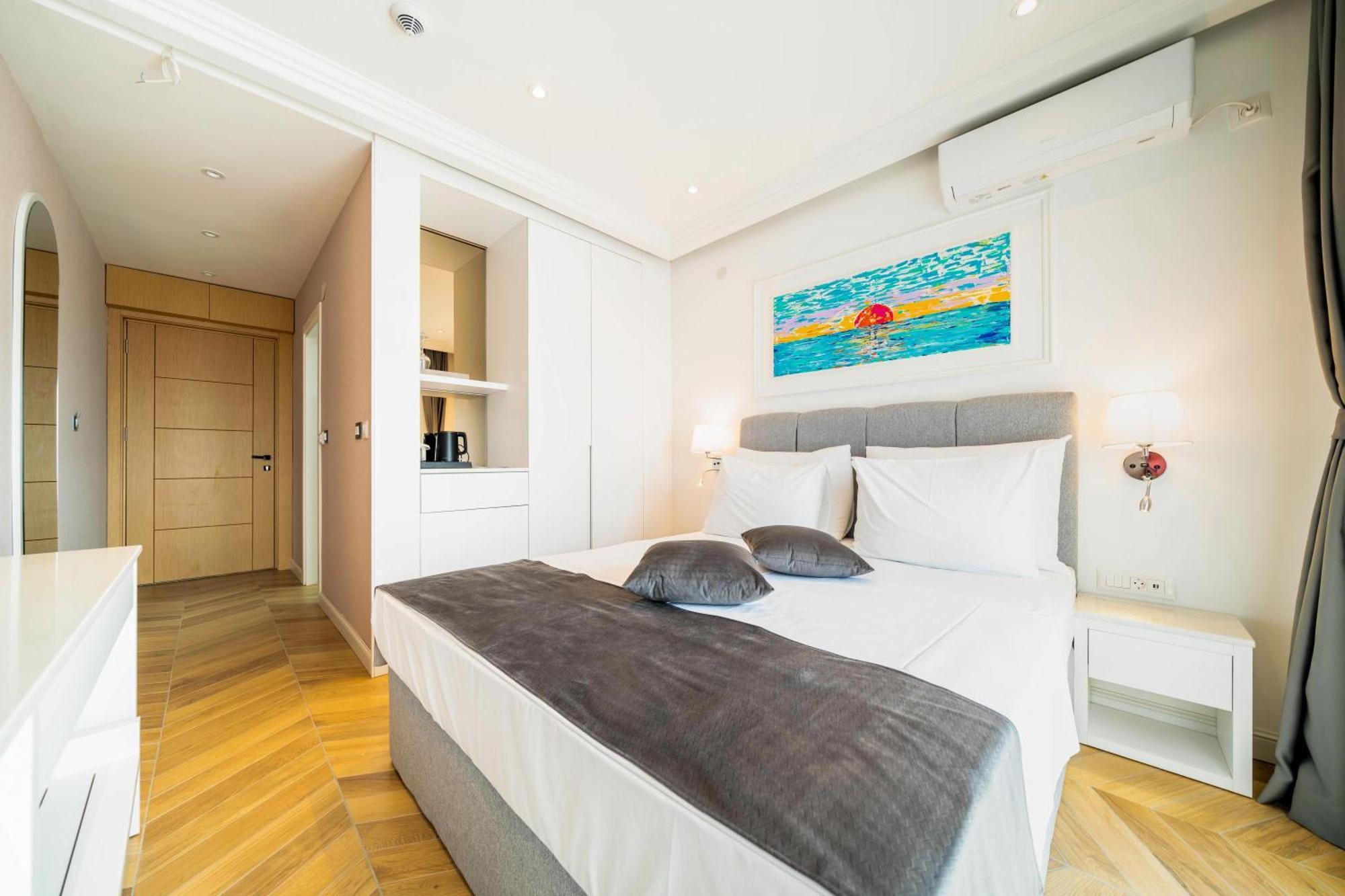 Exclusive Hotel Budva