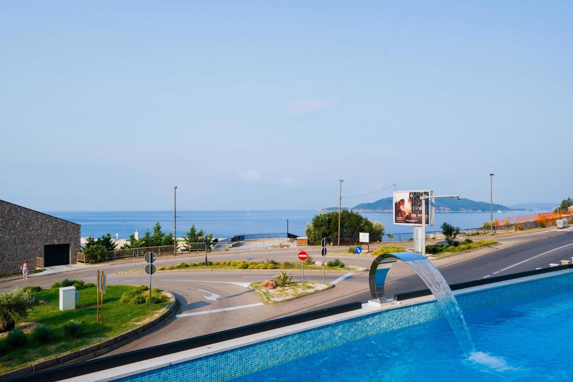 Exclusive Hotel 4*